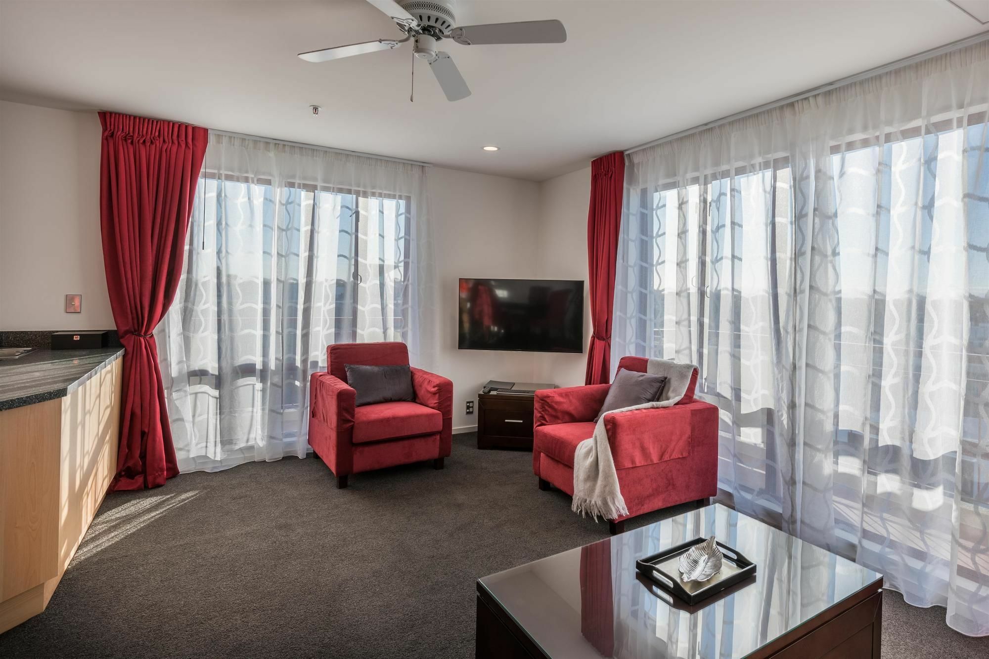 Fino Hotel & Suites Christchurch Exterior foto
